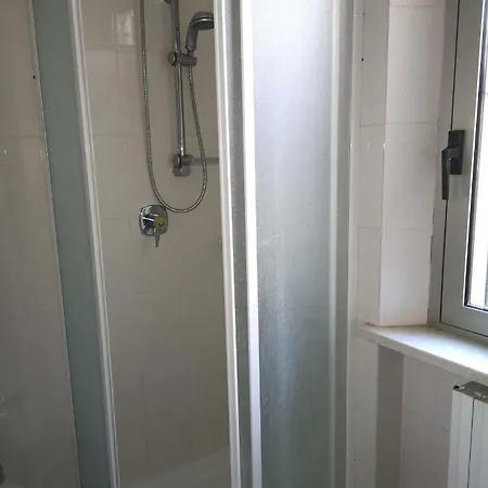 Casa Vacanze San Francesco 锡罗洛