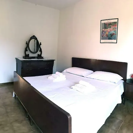 度假居 Casa Vacanze San Francesco 锡罗洛